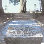 Panteonul Motilor, Tebea